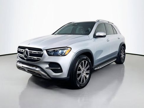Used 2024 Mercedes-Benz GLE 350 4MATIC image 5