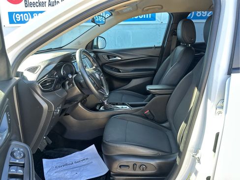 Used 2021 Buick Encore GX Select image 24