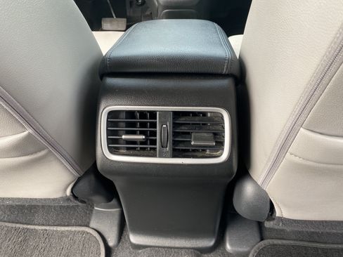 Used 2015 Honda CR-V Touring image 20