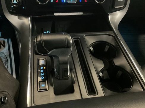 Used 2022 Ford F150 Lariat w/ Equipment Group 502A High AWD/4WD image 18