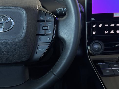 Used 2023 Toyota bZ4X Limited image 24