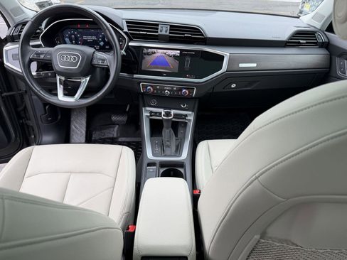 Used 2023 Audi Q3 2.0T Premium w/ Convenience Package image 16
