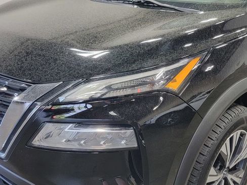 Used 2022 Nissan Rogue SV AWD/4WD image 9