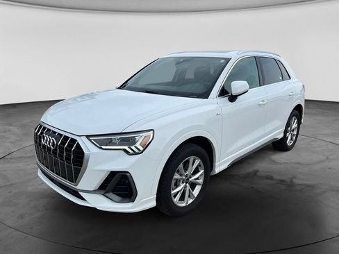 Used 2025 Audi Q3 2.0T Premium AWD/4WD image 3