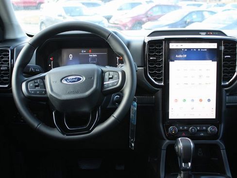 New 2025 Ford Ranger XLT w/ Equipment Group 301A High AWD/4WD image 18