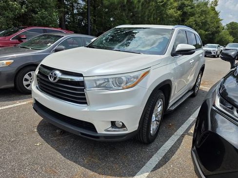 Used 2015 Toyota Highlander Limited FWD image 14