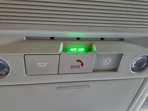 New 2026 Nissan Kicks SR w/ Cold Weather Package image 42