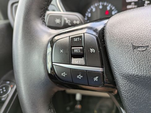 Used 2022 Ford Escape SEL FWD image 22