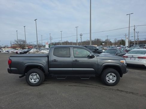 Certified 2023 Toyota Tacoma SR image 3