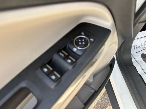 Used 2020 Ford EcoSport SE FWD image 26