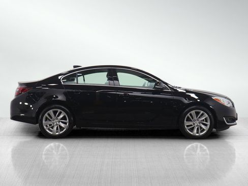 Used 2017 Buick Regal Premium w/ Driver Confidence Package #1 image 6