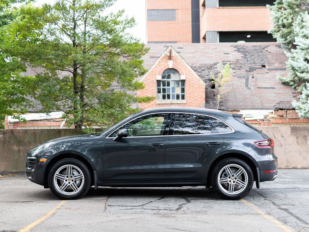 Used 2018 Porsche Macan S AWD/4WD image 10