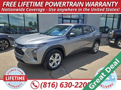 Used 2025 Chevrolet Trax LS