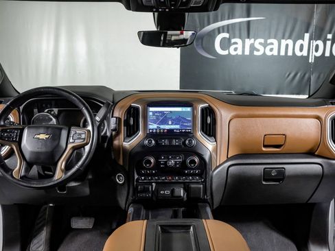 Used 2021 Chevrolet Silverado 2500 High Country w/ Z71 Off-Road Package image 14