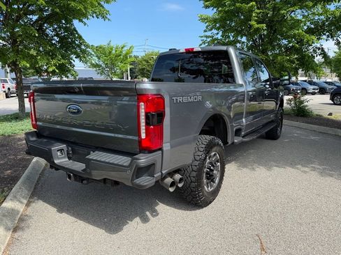 Used 2024 Ford F350 Lariat w/ Tremor Off-Road Package AWD/4WD image 5