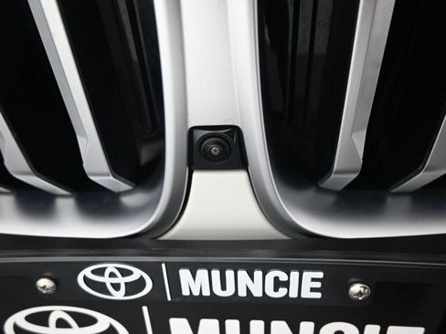 Used 2026 BMW X5 xDrive40i image 49