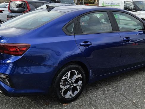 Used 2019 Kia Forte LXS image 5