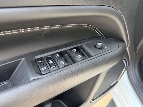 Certified 2023 Jeep Compass High Altitude AWD/4WD image 24