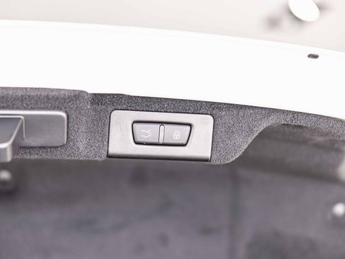 Used 2023 Maserati Quattroporte Modena Q4 image 18