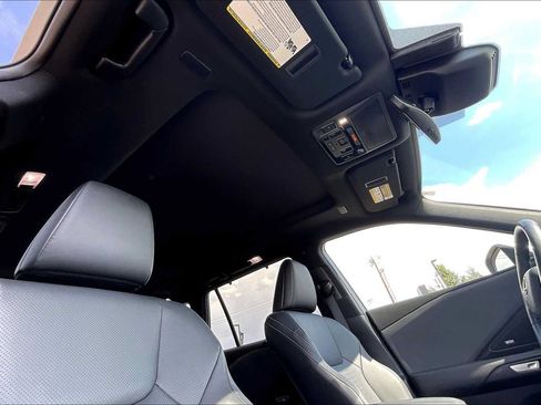 Used 2024 Lexus TX 350 FWD w/ Captains Chair Package image 12