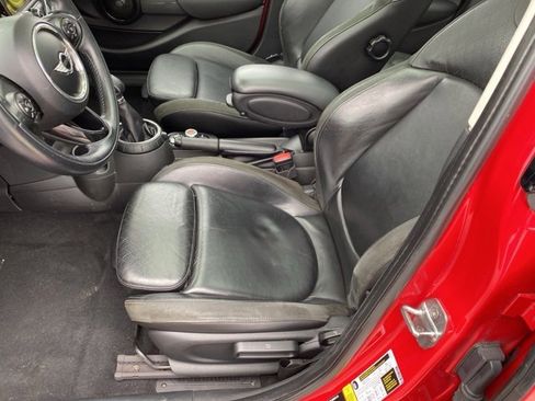 Used 2015 MINI Cooper 4-Door Hardtop image 15