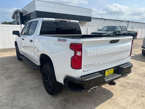 Used 2024 Chevrolet Silverado 1500 LT Trail Boss w/ Protection Package AWD/4WD image 5