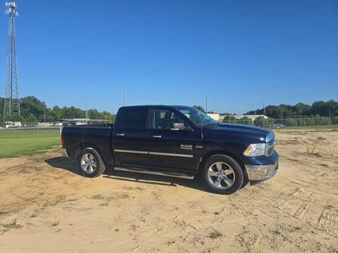 Used 2015 RAM 1500 Big Horn AWD/4WD image 12