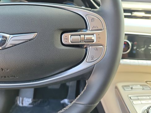 Used 2023 Genesis GV70 2.5T w/ Select Package AWD/4WD image 11