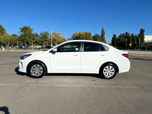 Used 2020 Kia Rio S image 8
