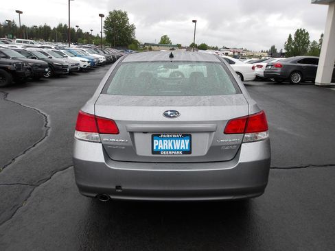 Used 2011 Subaru Legacy 2.5i Limited AWD/4WD image 4