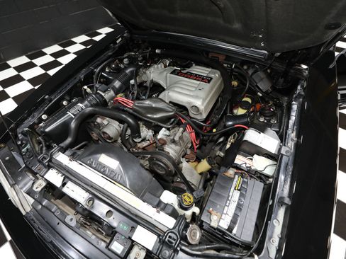 Used 1993 Ford Mustang Cobra RWD image 2