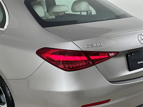 Used 2024 Mercedes-Benz C 300 Sedan image 2