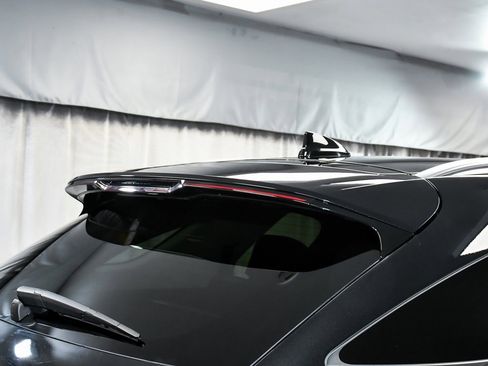 Used 2025 Genesis GV70 2.5T w/ Select Package image 81