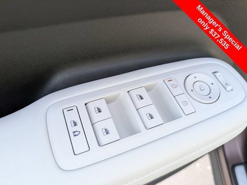 Used 2024 Hyundai Santa Fe Calligraphy AWD/4WD image 16