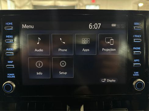 Used 2020 Toyota Corolla LE image 27