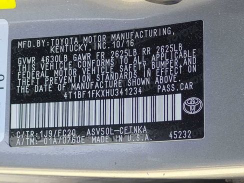 Used 2017 Toyota Camry LE FWD image 41