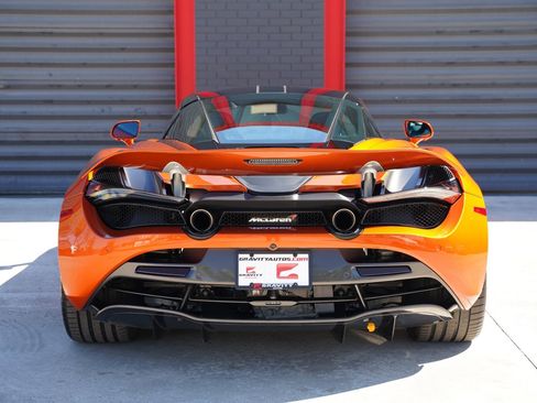 Used 2018 McLaren 720S Luxury image 4