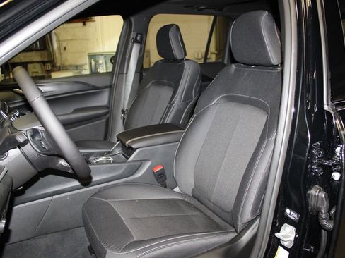 New 2026 Jeep Grand Cherokee Laredo image 24