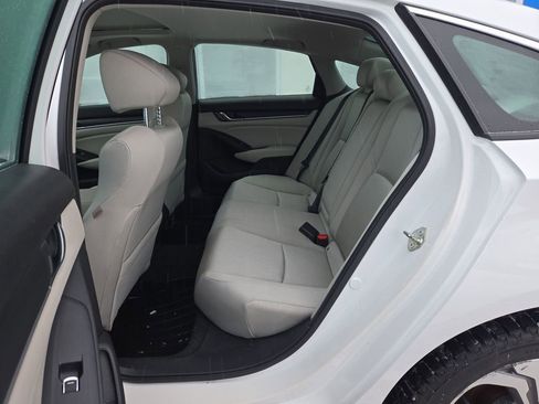 Certified 2018 Honda Accord EX image 24