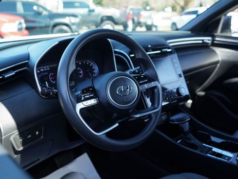 Used 2022 Hyundai Santa Cruz SEL image 6