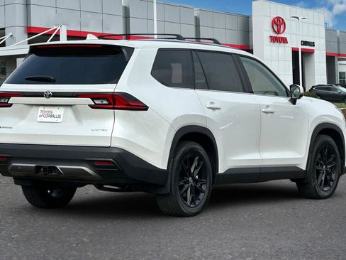 New 2026 Toyota Grand Highlander Limited image 5