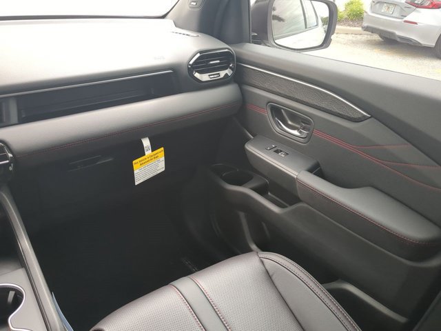New 2026 Honda Pilot Black Edition image 15