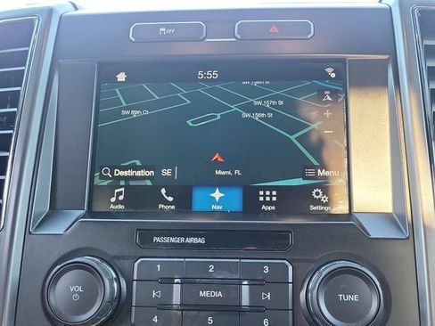 Used 2017 Ford F150 XLT w/ Equipment Group 302A Luxury AWD/4WD image 26