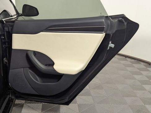 Used 2022 Tesla Model S Plaid image 50