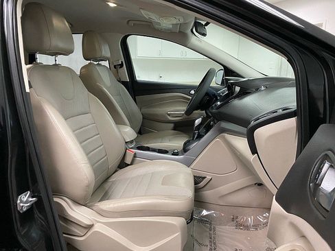 Used 2014 Ford Escape SE w/ SE Chrome Package image 14