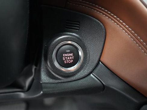 Used 2020 Subaru Outback Touring XT AWD/4WD image 22