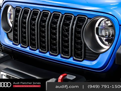 Used 2024 Jeep Wrangler Unlimited Rubicon image 12