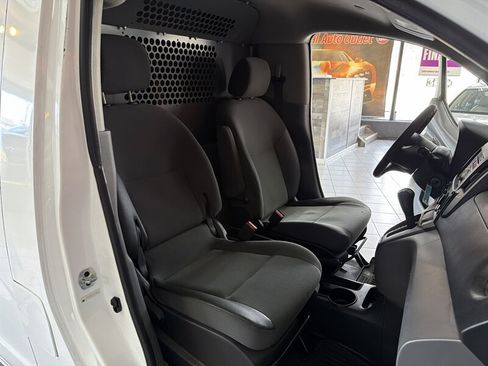 Used 2015 Nissan NV200 S w/ Cruise Control Package FWD image 18