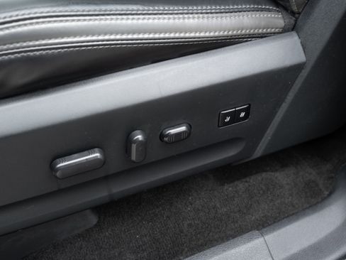 Used 2015 Ford Expedition EL Platinum image 21