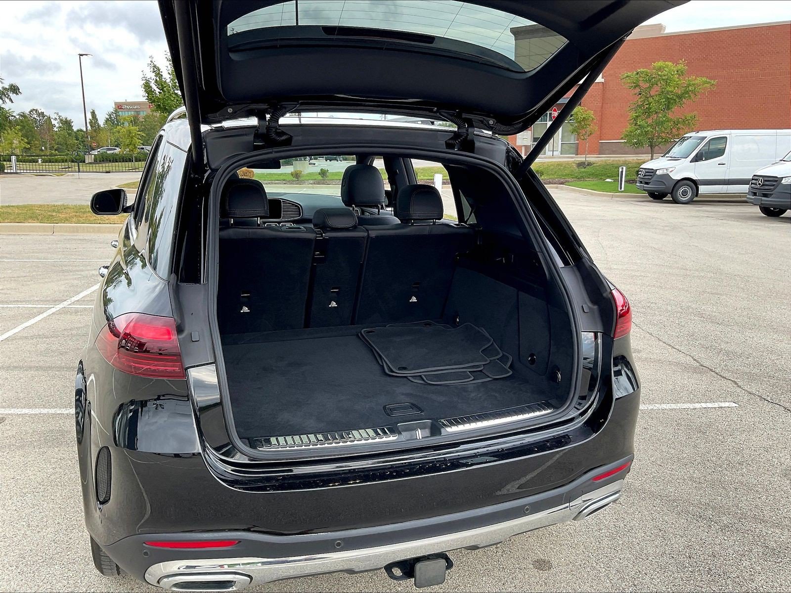 Certified 2024 Mercedes-Benz GLE 450 4MATIC image 40